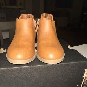 Old Navy Shoe Boot Toddler